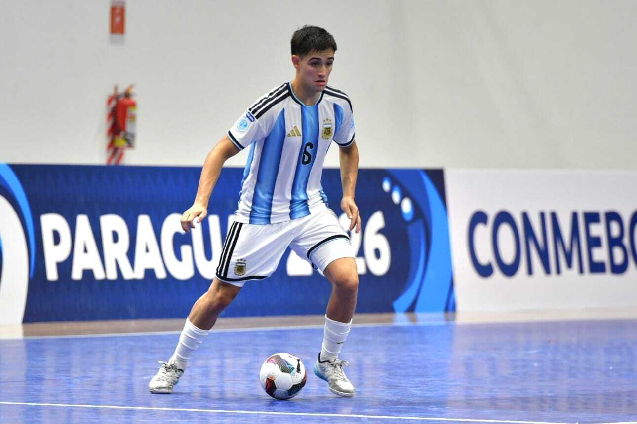 Bautista Caso es un cierre internacional argentino