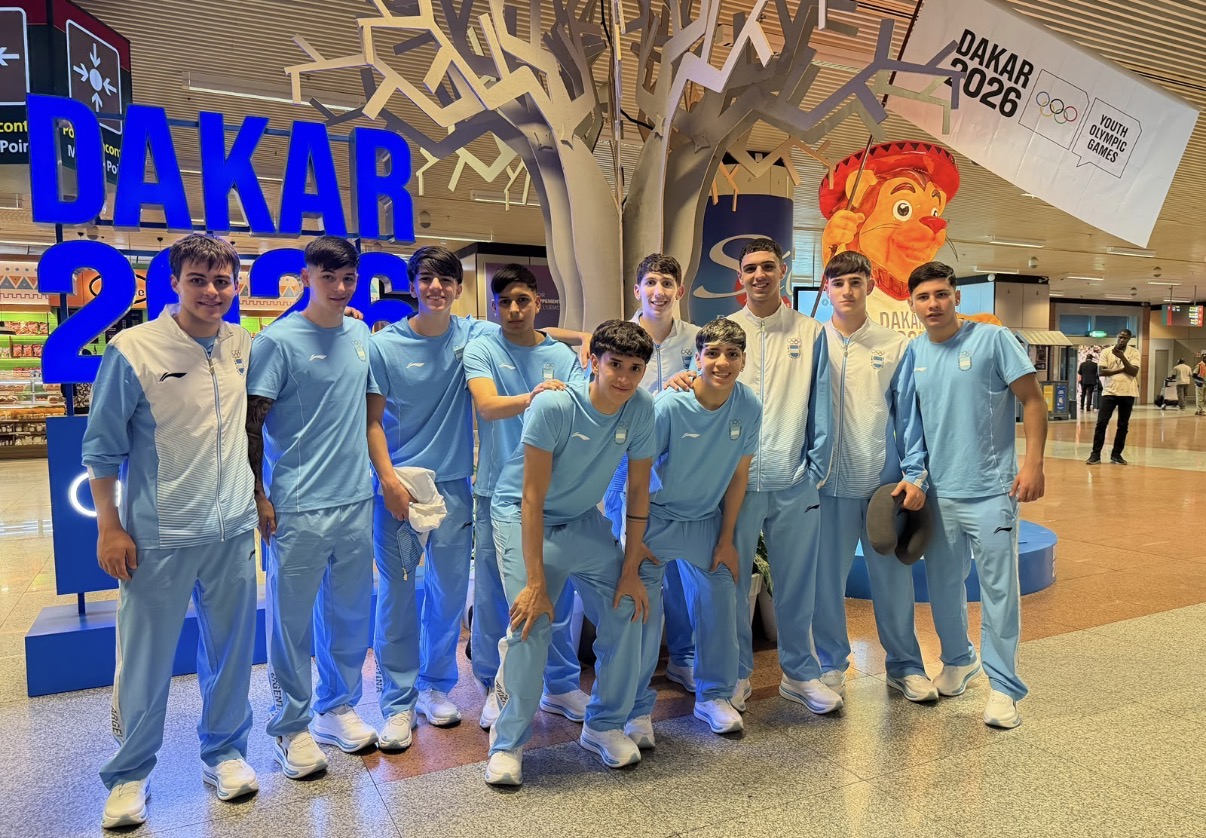 La Selección Argentina en su llegada a la Ciudad de Dakar