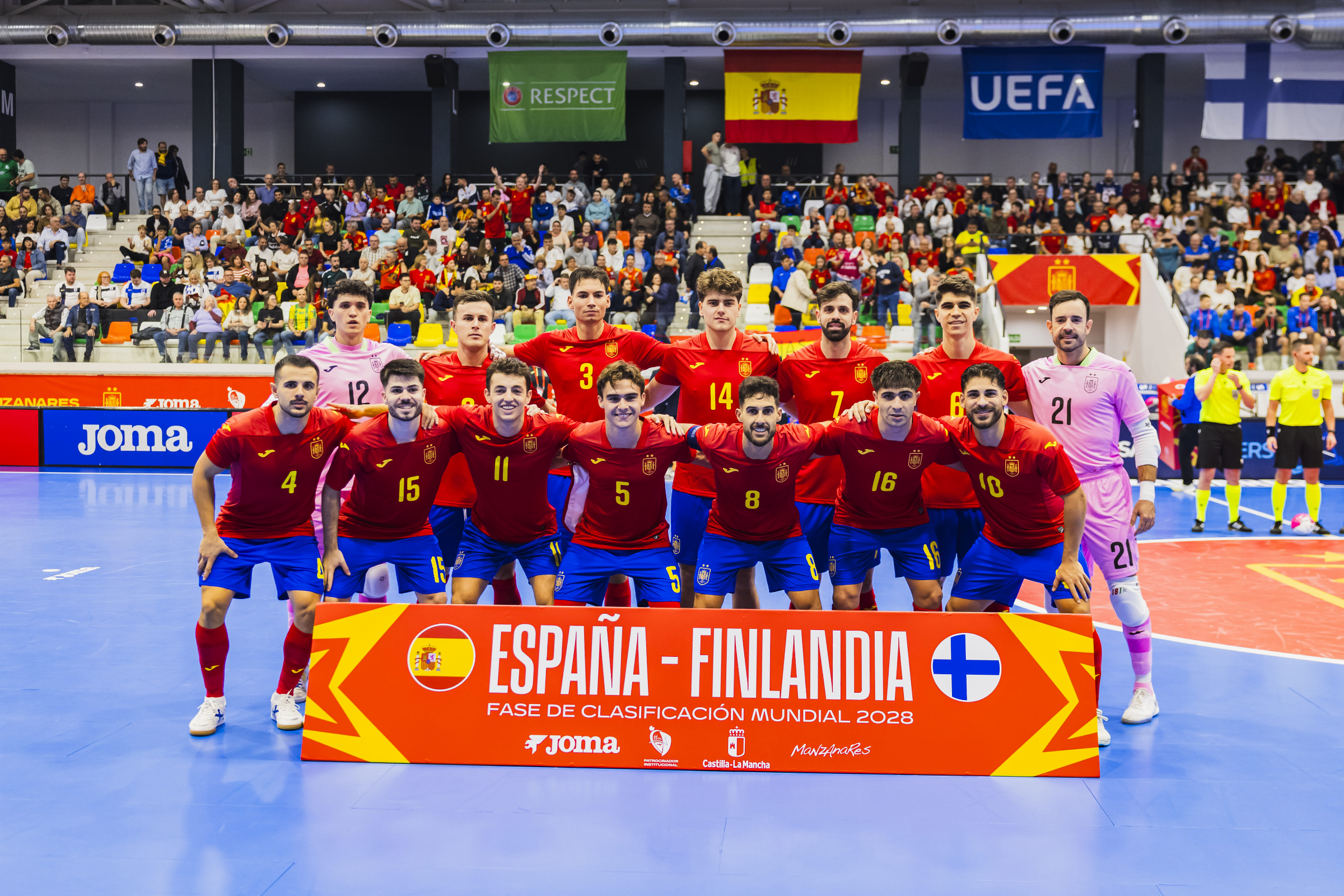España viene de ganar a Finlandia en su debut en la fase de clasificación al Mundial 2028